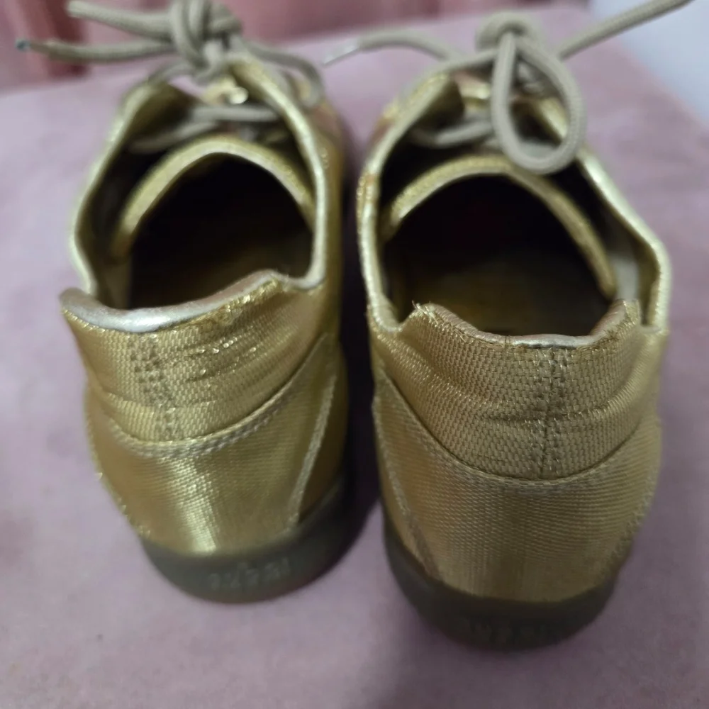 Gucci Gold Sneakers - Picture 8 of 12